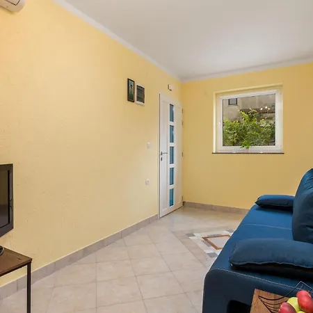 Daire 1 Bedroom Cozy In Pobri *